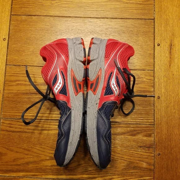 💥 Saucony Cohesion Tennis Shoes Boys - Picture 2 of 6